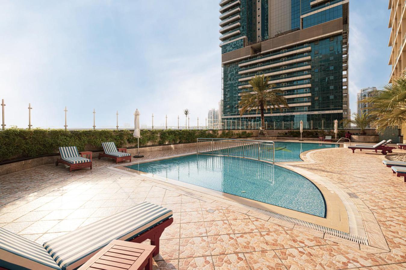 Apartment View Near Marina With Pool, Sauna And Gym Dubai