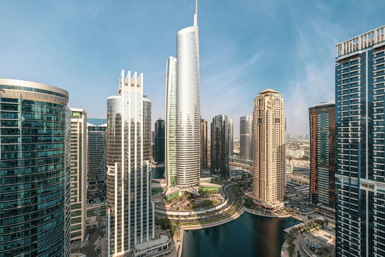 Apartment View Near Marina With Pool, Sauna And Gym Dubai